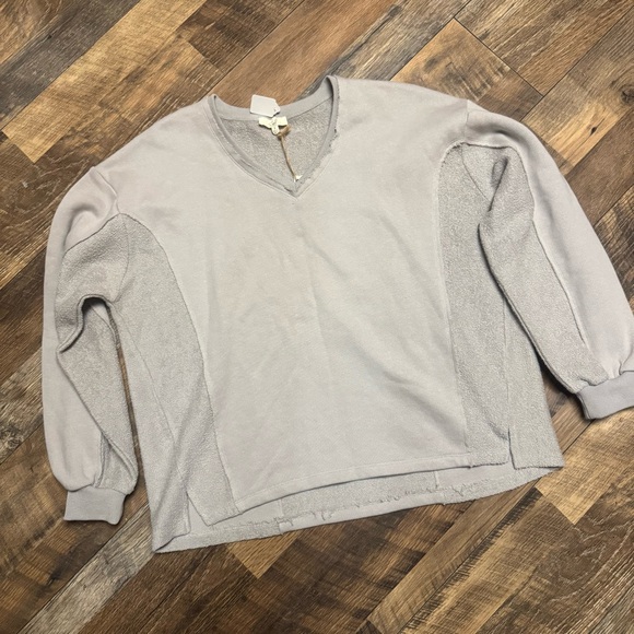 Easel Los Angeles Tops - Greige Easel Women's Sweatshirt